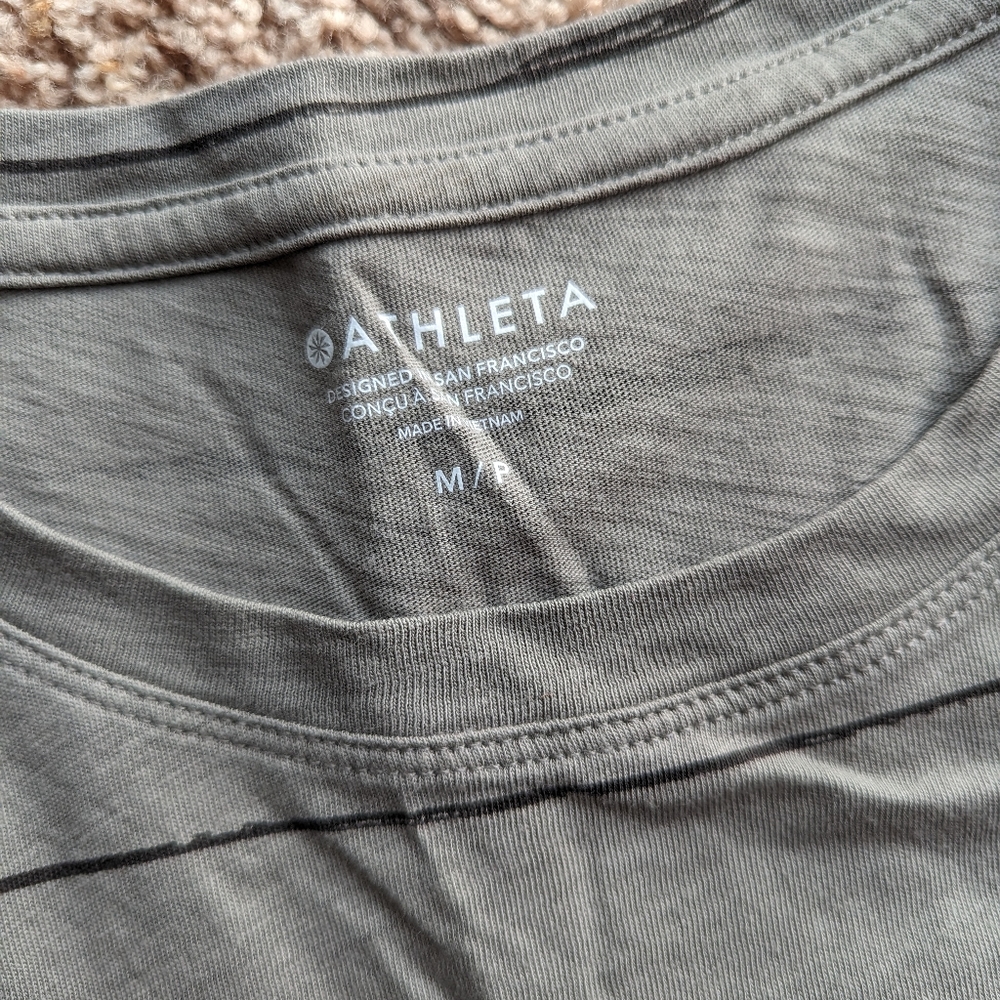 Athleta tee - Picture 2 of 3